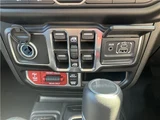 2023 Jeep Gladiator 4WD Jeep for sale, Japanese used car export - photo 42 of 61 | GULJI TRADERS