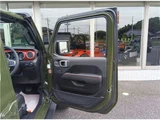 2024 Jeep Gladiator Jeep for sale, Japanese used car export - photo 73 of 80 | GULJI TRADERS
