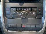 2011 Jeep Grand Cherokee SUV for sale, Japanese used car export - photo 7 of 10 | GULJI TRADERS
