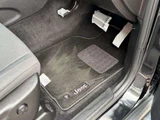 2013 Jeep Grand Cherokee 4WD SUV for sale, Japanese used car export - photo 21 of 72 | GULJI TRADERS