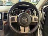 2013 Jeep Grand Cherokee SUV for sale, Japanese used car export - photo 29 of 50 | GULJI TRADERS
