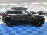 2013 Jeep Grand Cherokee 4WD SUV for sale, Japanese used car export - photo 5 of 52 | GULJI TRADERS