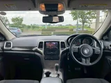 2013 Jeep Grand Cherokee SUV for sale, Japanese used car export - photo 3 of 9 | GULJI TRADERS