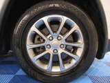 2014 Jeep Grand Cherokee 4WD Bluetooth SUV for sale, Japanese used car export - photo 15 of 59 | GULJI TRADERS