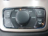 2014 Jeep Grand Cherokee 4WD Bluetooth SUV for sale, Japanese used car export - photo 29 of 59 | GULJI TRADERS