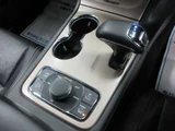 2014 Jeep Grand Cherokee 4WD Bluetooth SUV for sale, Japanese used car export - photo 46 of 59 | GULJI TRADERS