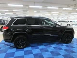 2014 Jeep Grand Cherokee 4WD Bluetooth SUV for sale, Japanese used car export - photo 9 of 53 | GULJI TRADERS