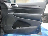 2014 Jeep Grand Cherokee 4WD Bluetooth SUV for sale, Japanese used car export - photo 47 of 53 | GULJI TRADERS