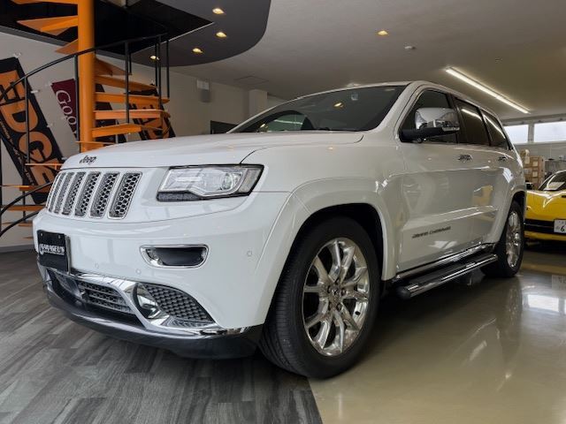 2014 Jeep Grand Cherokee SUV for sale, Japanese used car export - photo 1 of 36 | GULJI TRADERS
