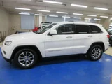2015 Jeep Grand Cherokee 4WD Bluetooth ETC SUV for sale, Japanese used car export - photo 10 of 59 | GULJI TRADERS