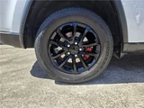 2015 Jeep Grand Cherokee 4WD SUV for sale, Japanese used car export - photo 48 of 80 | GULJI TRADERS