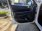 2015 Jeep Grand Cherokee 4WD SUV for sale, Japanese used car export - photo 59 of 80 | GULJI TRADERS
