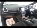 2015 Jeep Grand Cherokee 4WD SUV for sale, Japanese used car export - photo 21 of 24 | GULJI TRADERS