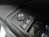 2016 Jeep Grand Cherokee 4WD Bluetooth SUV for sale, Japanese used car export - photo 53 of 61 | GULJI TRADERS
