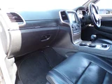 2016 Jeep Grand Cherokee SUV for sale, Japanese used car export - photo 20 of 41 | GULJI TRADERS