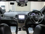2016 Jeep Grand Cherokee 75th 4WD SUV for sale, Japanese used car export - photo 26 of 59 | GULJI TRADERS