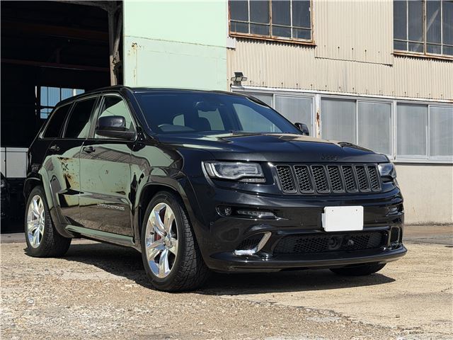 2016 Jeep Grand Cherokee SRT84WD SUV for sale, Japanese used car export | GULJI TRADERS