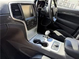 2016 Jeep Grand Cherokee SRT84WD SUV for sale, Japanese used car export - photo 34 of 50 | GULJI TRADERS
