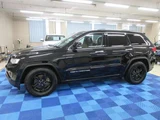 2016 Jeep Grand Cherokee 4WD TV SUV for sale, Japanese used car export - photo 10 of 56 | GULJI TRADERS