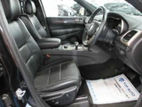2016 Jeep Grand Cherokee 4WD TV SUV for sale, Japanese used car export - photo 17 of 56 | GULJI TRADERS