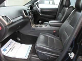 2016 Jeep Grand Cherokee 4WD TV SUV for sale, Japanese used car export - photo 30 of 56 | GULJI TRADERS