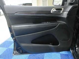 2016 Jeep Grand Cherokee 4WD TV SUV for sale, Japanese used car export - photo 32 of 56 | GULJI TRADERS
