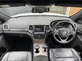 2016 Jeep Grand Cherokee LTD 4WD SUV for sale, Japanese used car export - photo 3 of 24 | GULJI TRADERS