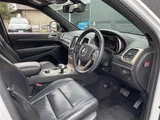 2016 Jeep Grand Cherokee LTD 4WD SUV for sale, Japanese used car export - photo 6 of 24 | GULJI TRADERS