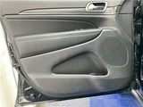 2017 Jeep Grand Cherokee SUV for sale, Japanese used car export - photo 69 of 80 | GULJI TRADERS