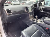 2017 Jeep Grand Cherokee 4WD SUV for sale, Japanese used car export - photo 19 of 24 | GULJI TRADERS