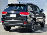 2017 Jeep Grand Cherokee SUV for sale, Japanese used car export - photo 3 of 9 | GULJI TRADERS