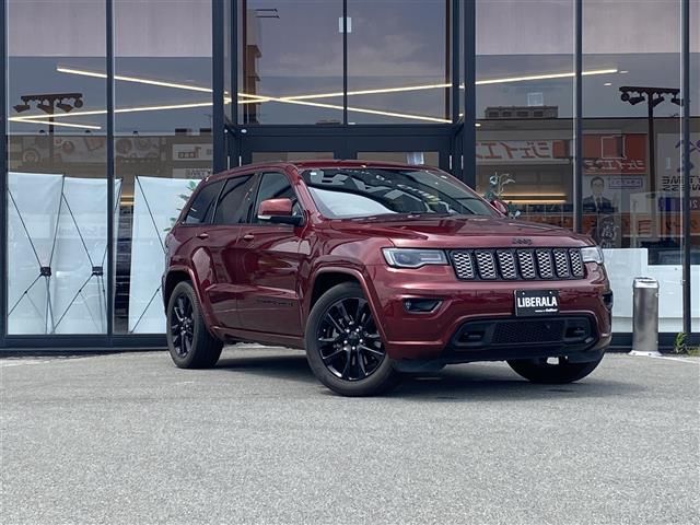 2018 Jeep Grand Cherokee 4WD SUV for sale, Japanese used car export - photo 1 of 22 | GULJI TRADERS