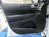 2019 Jeep Grand Cherokee 4WD SUV for sale, Japanese used car export - photo 49 of 53 | GULJI TRADERS