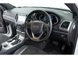 2019 Jeep Grand Cherokee 4WD SUV for sale, Japanese used car export - photo 34 of 80 | GULJI TRADERS
