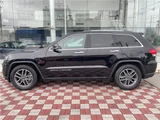 2019 Jeep Grand Cherokee SUV for sale, Japanese used car export - photo 18 of 30 | GULJI TRADERS