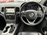2019 Jeep Grand Cherokee SUV for sale, Japanese used car export - photo 18 of 30 | GULJI TRADERS