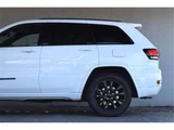 2019 Jeep Grand Cherokee SUV for sale, Japanese used car export - photo 32 of 50 | GULJI TRADERS