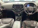 2020 Jeep Grand Cherokee 4WD SUV for sale, Japanese used car export - photo 3 of 10 | GULJI TRADERS