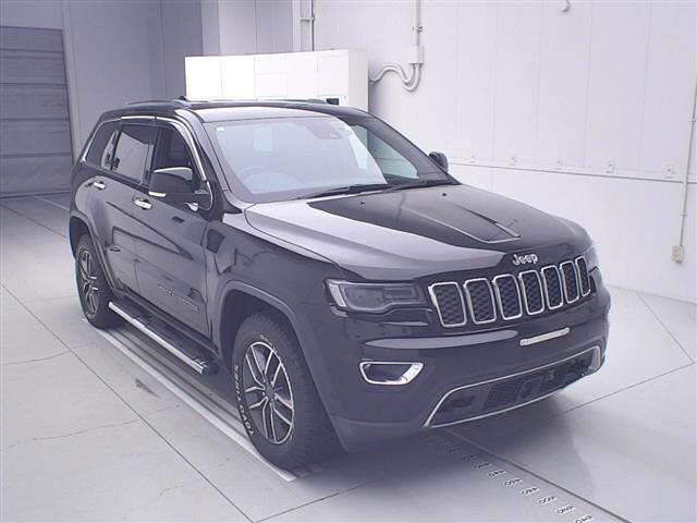 2021 Jeep Grand Cherokee LTD 4WD - photo 1 2021 Jeep Grand Cherokee LTD 4WD SUV for sale, Japanese used car export - photo 1 of 11 | GULJI TRADERS