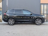 2022 Jeep Grand Cherokee 80th 4WD SUV for sale, Japanese used car export - photo 6 of 10 | GULJI TRADERS