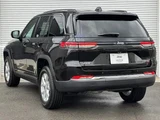 2024 Jeep Grand Cherokee SUV for sale, Japanese used car export - photo 3 of 9 | GULJI TRADERS