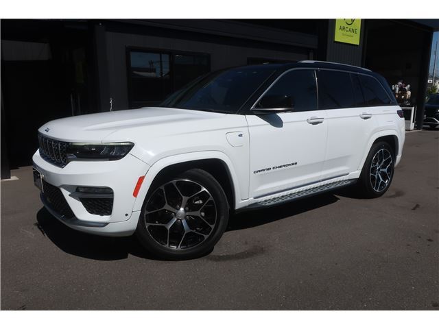 2023 Jeep GRAND CHEROKEE 4xe Hybrid SUV for sale, Japanese used car export | GULJI TRADERS