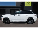 2023 Jeep GRAND CHEROKEE 4xe Hybrid SUV for sale, Japanese used car export - photo 3 of 66 | GULJI TRADERS
