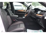 2023 Jeep GRAND CHEROKEE 4xe Hybrid SUV for sale, Japanese used car export - photo 9 of 66 | GULJI TRADERS