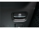 2023 Jeep GRAND CHEROKEE 4xe Hybrid SUV for sale, Japanese used car export - photo 38 of 66 | GULJI TRADERS