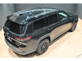 2022 Jeep Grand Cherokee L 4WD SUV for sale, Japanese used car export - photo 9 of 50 | GULJI TRADERS