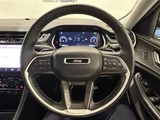 2022 Jeep Grand Cherokee L 4WD SUV for sale, Japanese used car export - photo 5 of 22 | GULJI TRADERS