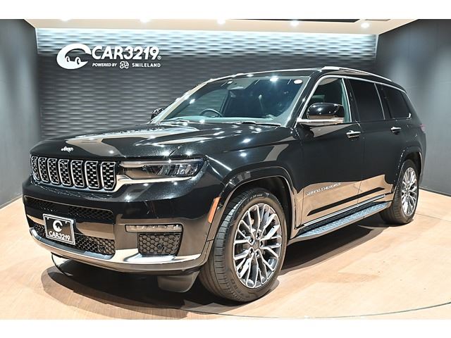 2023 Jeep Grand Cherokee L 4WD SUV for sale, Japanese used car export - photo 1 of 68 | GULJI TRADERS
