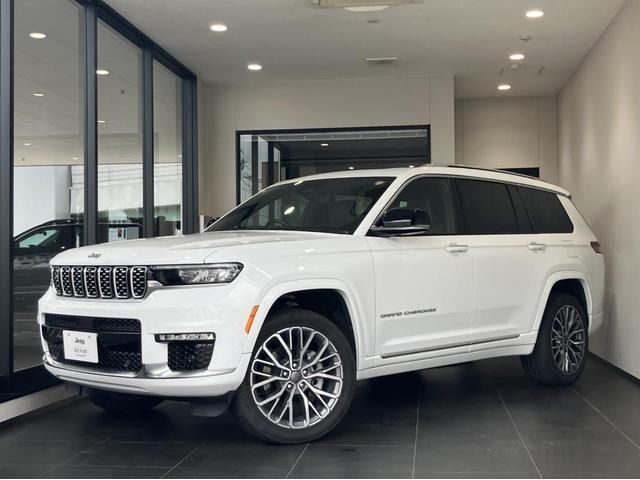 2023 Jeep Grand Cherokee L SUV for sale, Japanese used car export - photo 1 of 9 | GULJI TRADERS