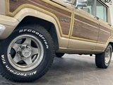 1989 Jeep Grand Wagoneer Sedan for sale, Japanese used car export - photo 7 of 60 | GULJI TRADERS